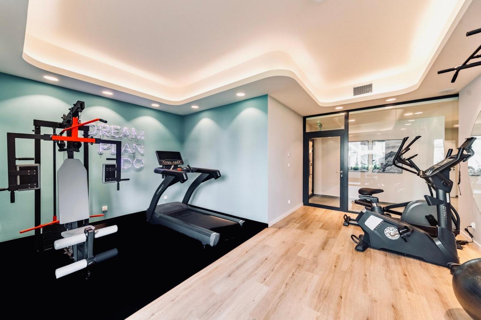 Mountain Shine - Apartment, Spa And Parking زاكوباني المظهر الخارجي الصورة